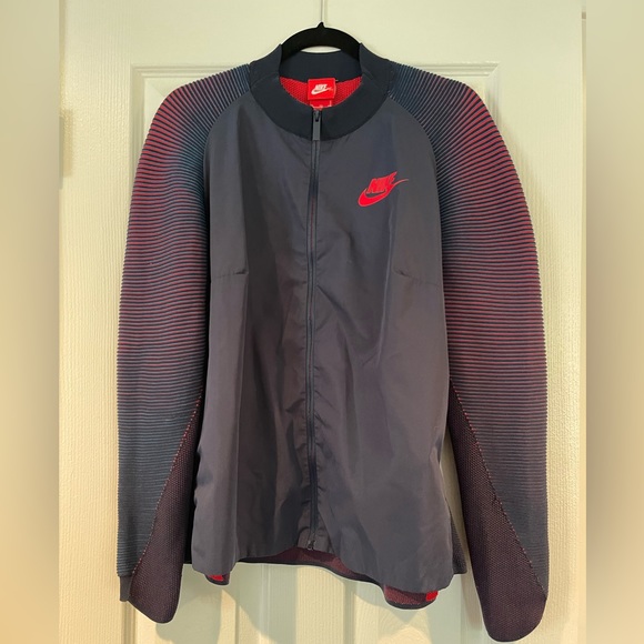 Nike, jacket, XL. Navy blue and red, zip front. Worn a couple of times. - Picture 1 of 5